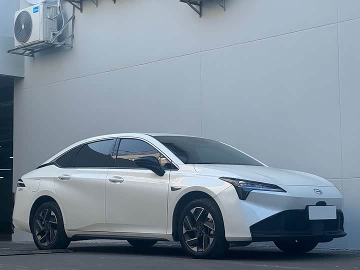 Фото 2 - GAC Aion S Plus
