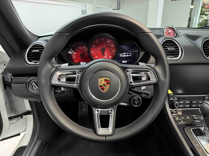 Фото 7 - Porsche 718