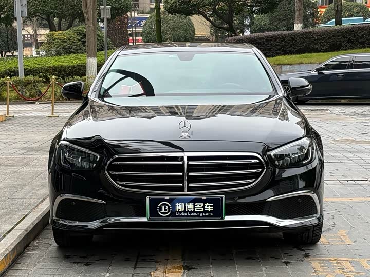 Фото 2 - Mercedes-Benz E-Class Hybrid