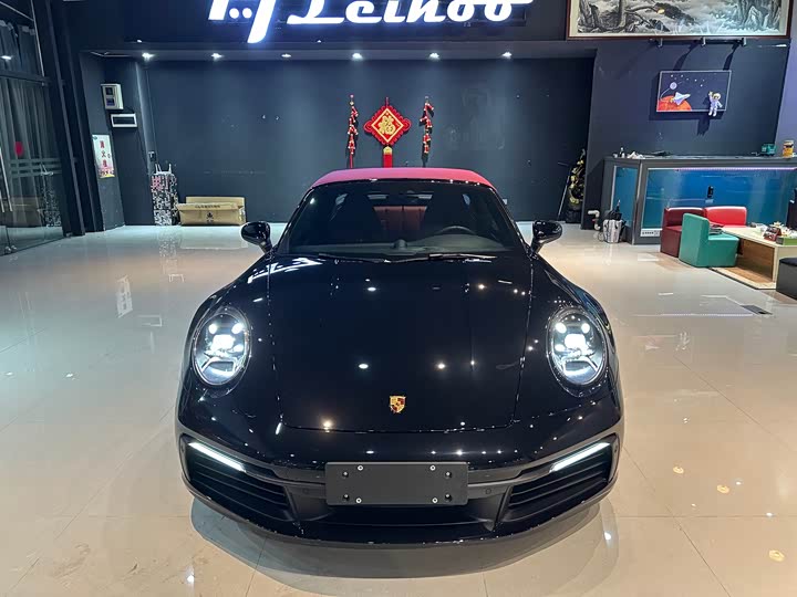 Фото 2 - Porsche 911