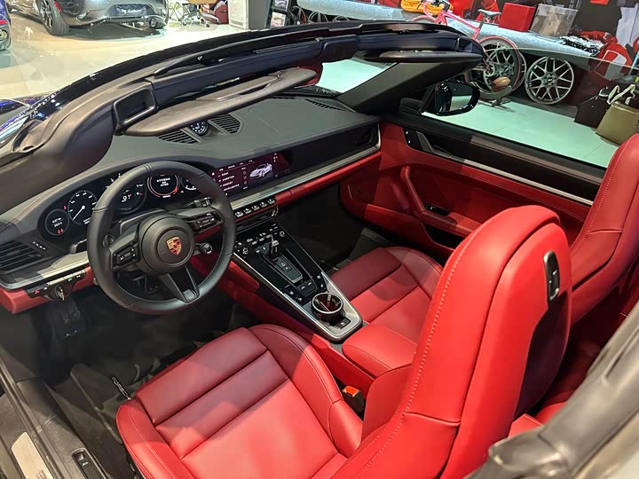 Фото 9 - Porsche 911