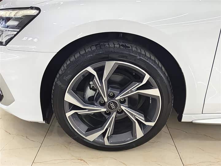 Фото 8 - Audi A3