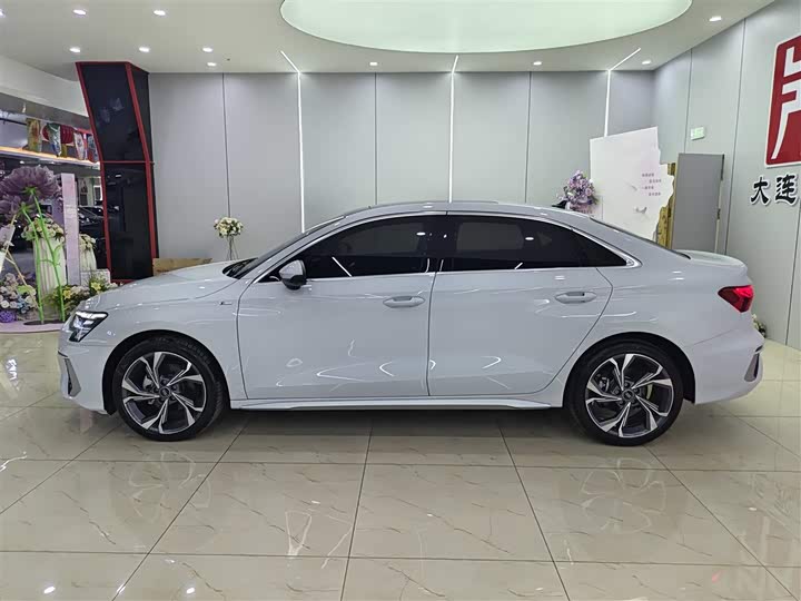 Фото 9 - Audi A3