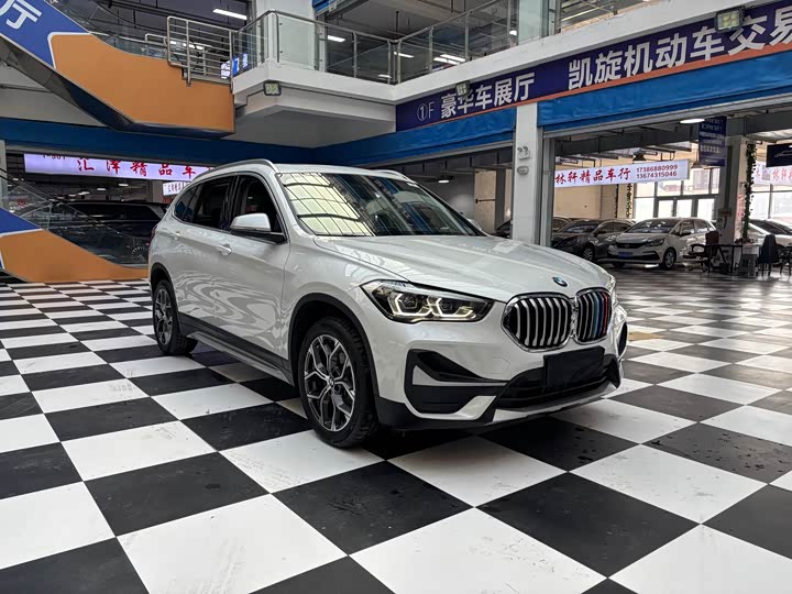 Фото 3 - BMW X1