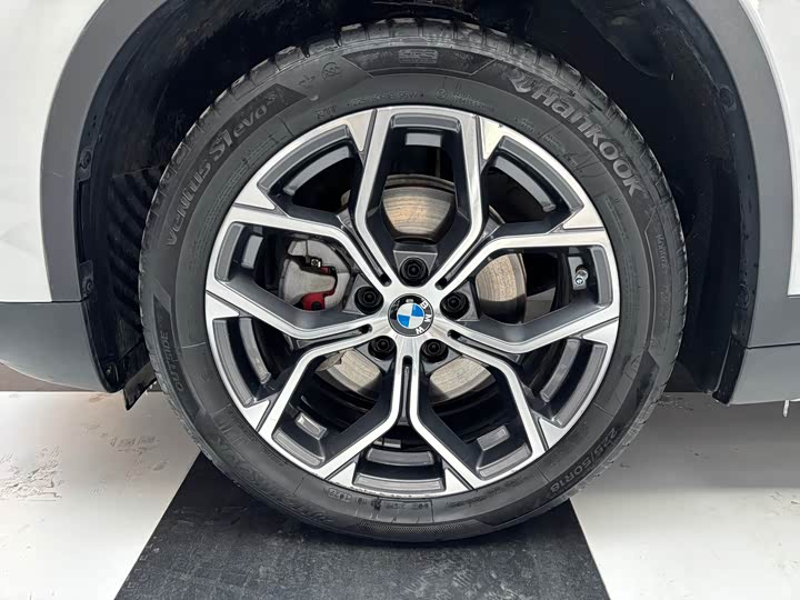 Фото 4 - BMW X1