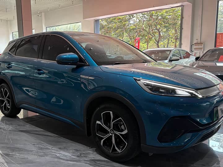 Фото 4 - BYD Yuan Plus