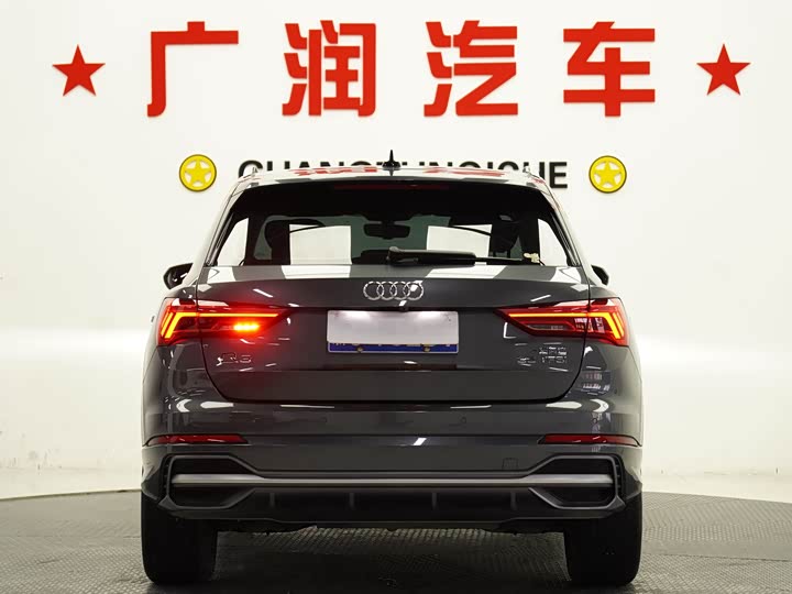 Фото 4 - Audi Q3