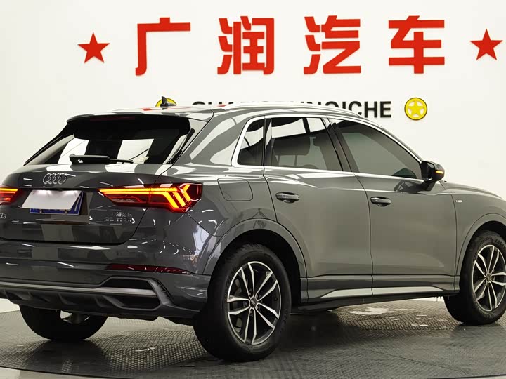 Фото 5 - Audi Q3