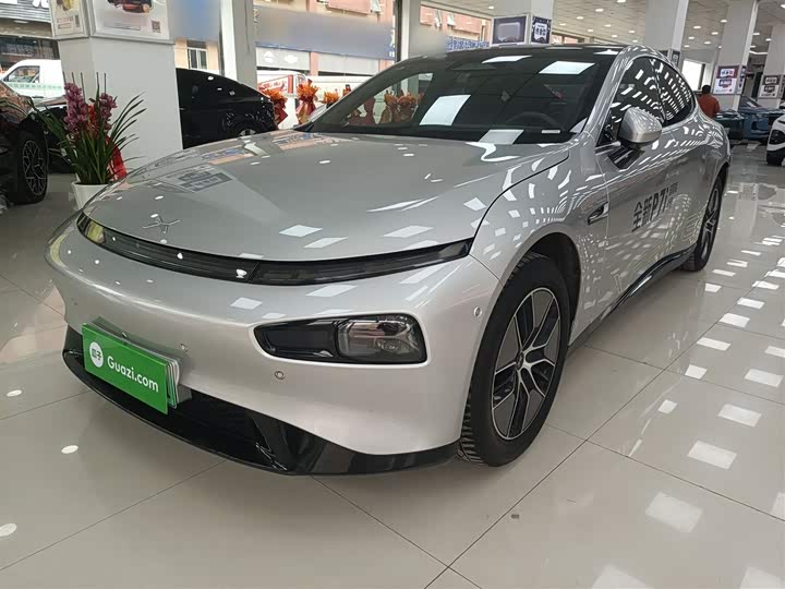 Фото 2 - XPeng P7
