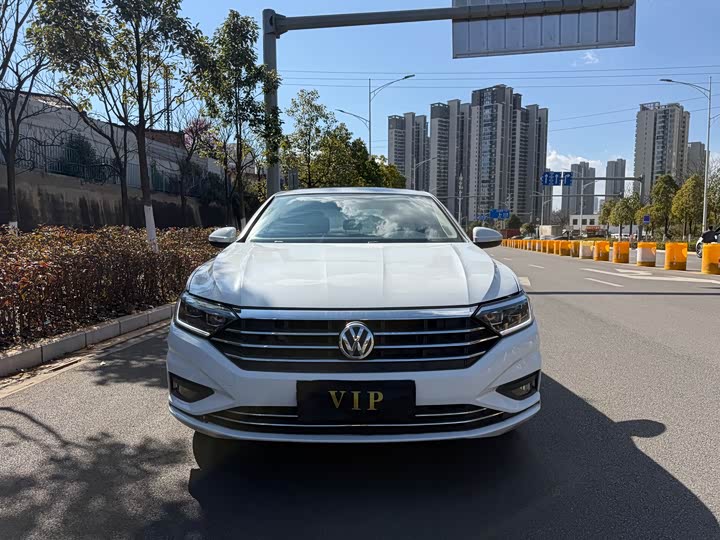 Фото 2 - Volkswagen Sagitar L