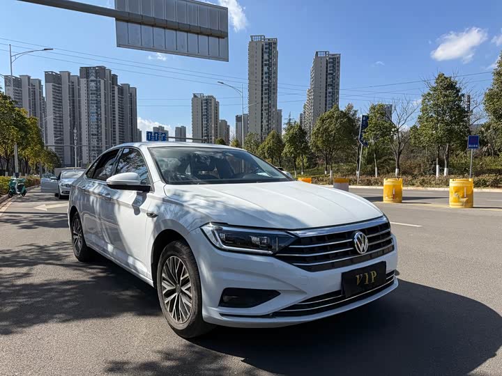 Фото 3 - Volkswagen Sagitar L