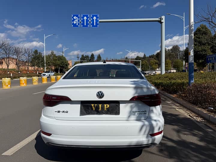 Фото 9 - Volkswagen Sagitar L