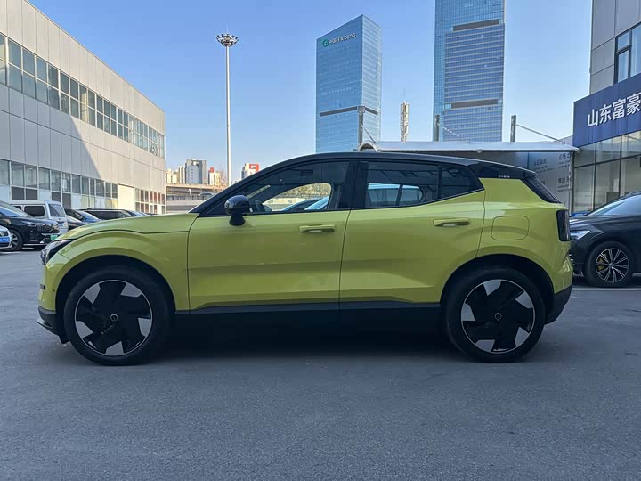 Фото 4 - Volvo EX30