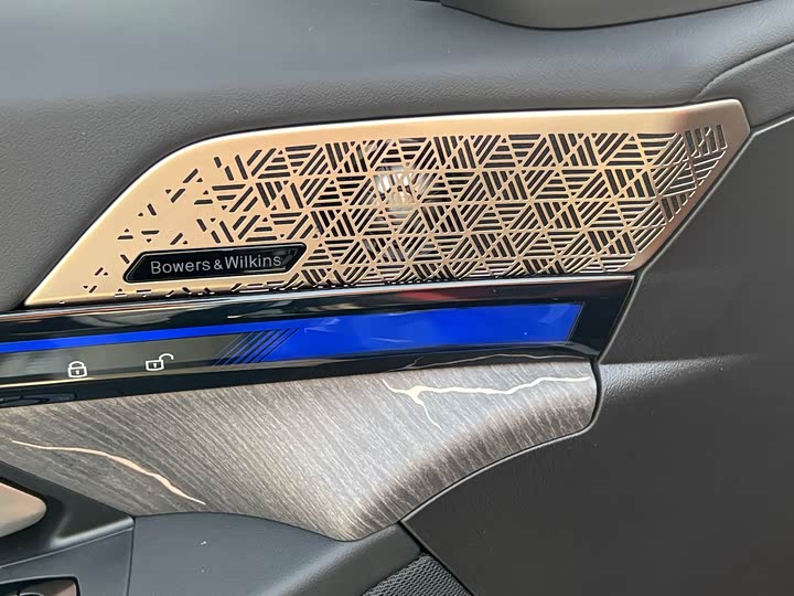 Фото 9 - BMW 5 Series