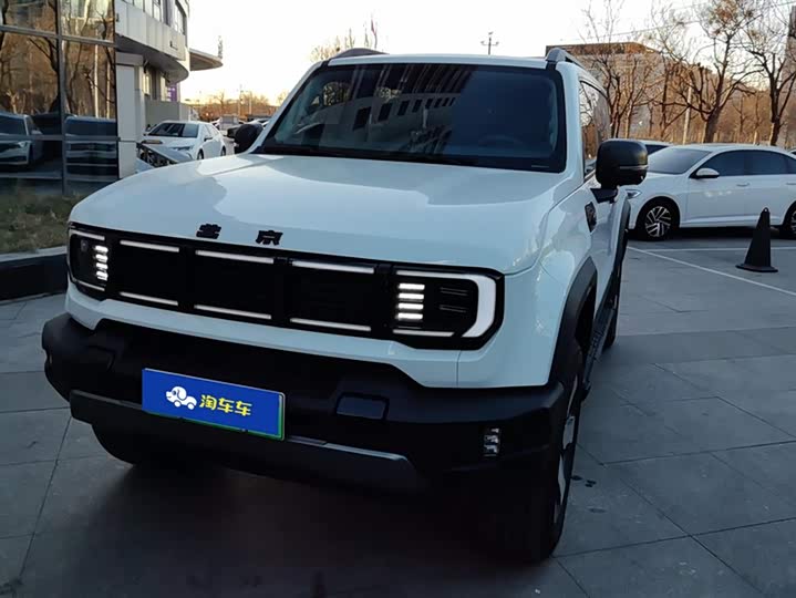 Фото 1 - BAIC Beijing BJ40 Hybrid