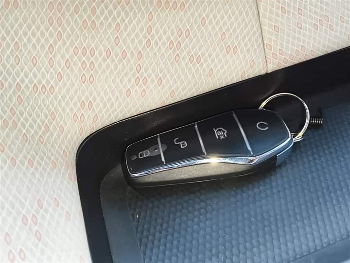 Фото 9 - BYD Dolphin