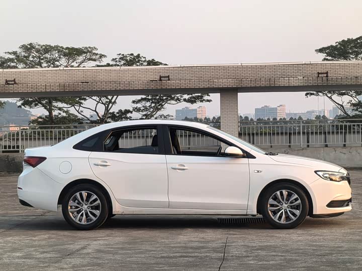 Фото 4 - Buick Excelle GT