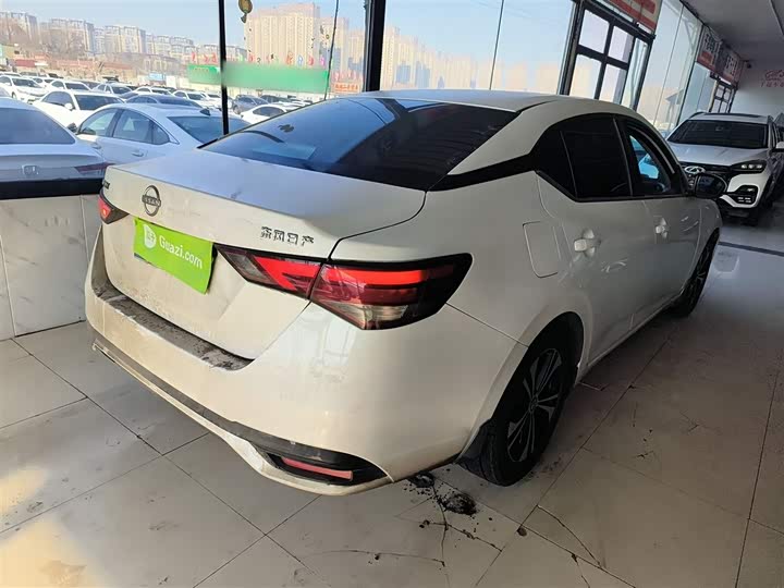 Фото 7 - Nissan Sylphy