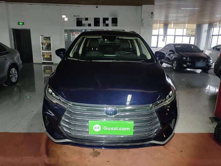 Фото 3 - BYD Song Max