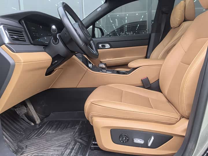 Фото 4 - LiXiang One