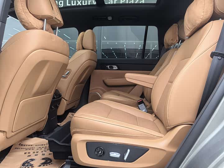 Фото 8 - LiXiang One