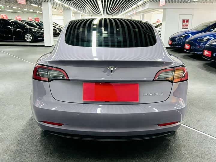 Фото 5 - Tesla Model 3