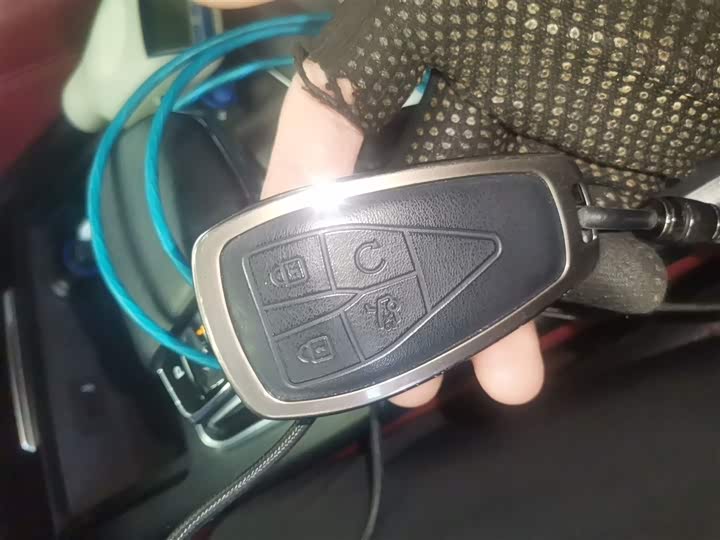 Фото 9 - Changan CS75 Plus