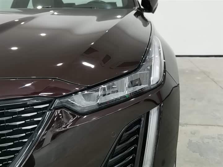 Фото 7 - Cadillac CT5