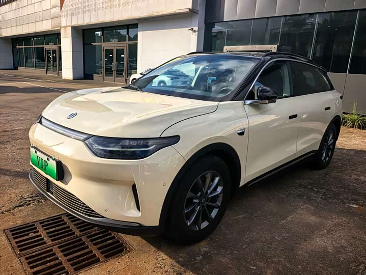 Фото 1 - Leapmotor C11