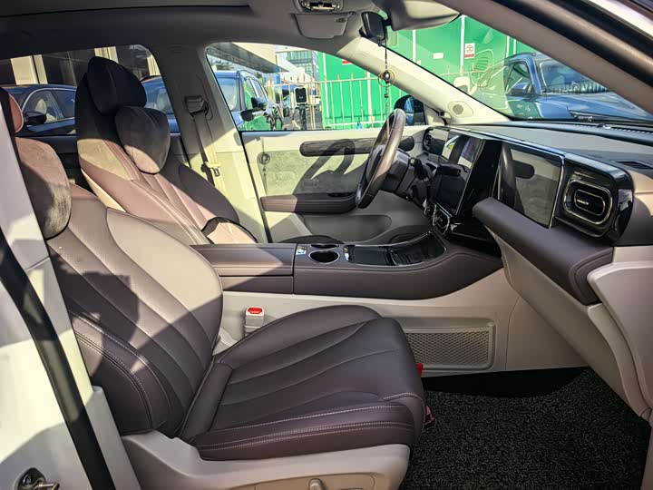 Фото 7 - Leapmotor C11