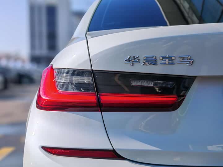 Фото 8 - BMW 3 Series