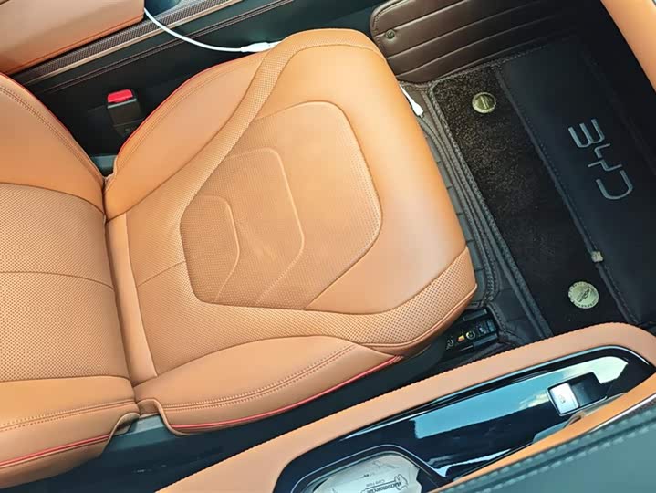 Фото 8 - BYD Han