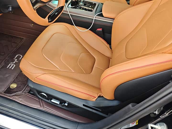 Фото 9 - BYD Han