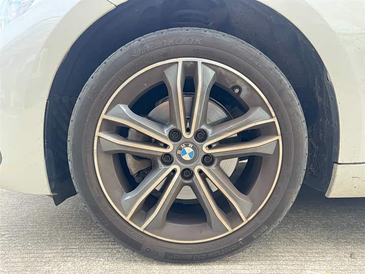 Фото 7 - BMW 1 Series