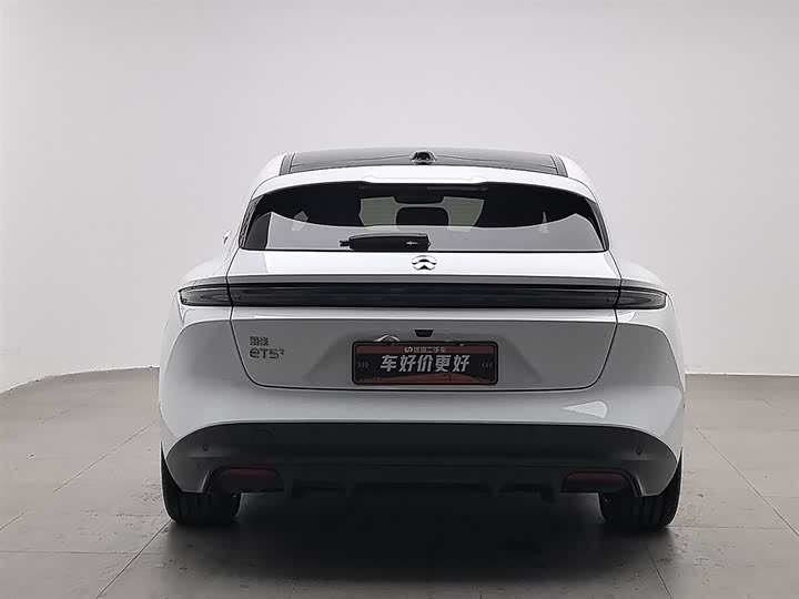 Фото 4 - Nio ET5T
