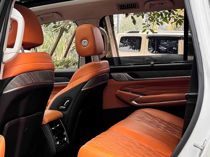 Фото 4 - Tank 500