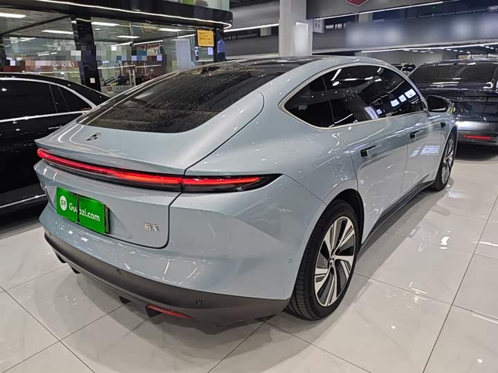 Фото 7 - Nio ET5