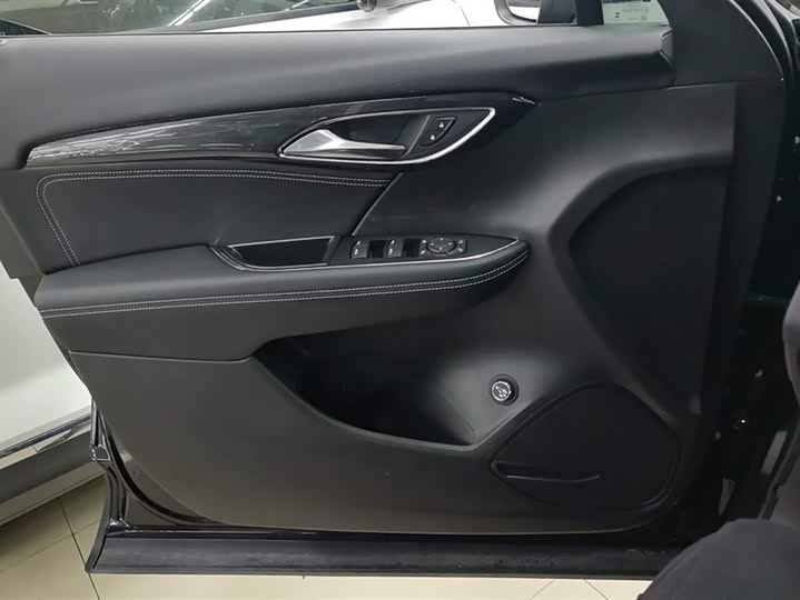 Фото 7 - Buick Envision Plus