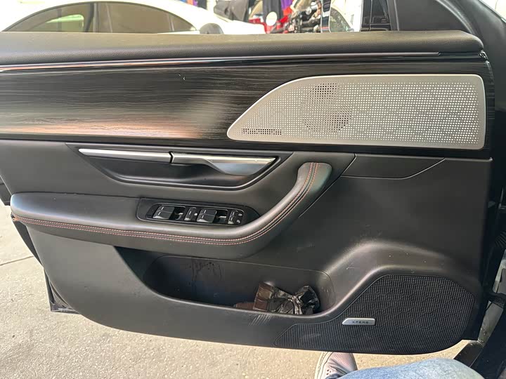 Фото 7 - XPeng P7