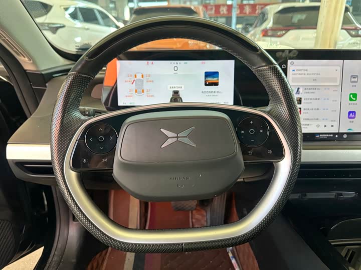 Фото 8 - XPeng P7