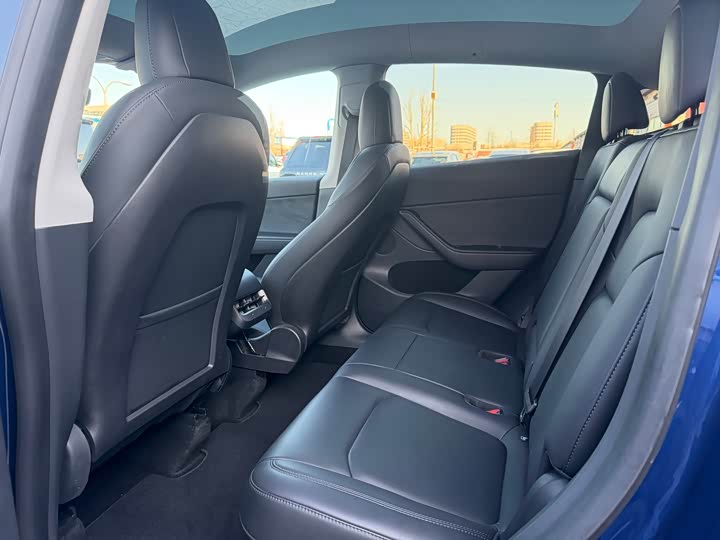 Фото 8 - Tesla Model Y