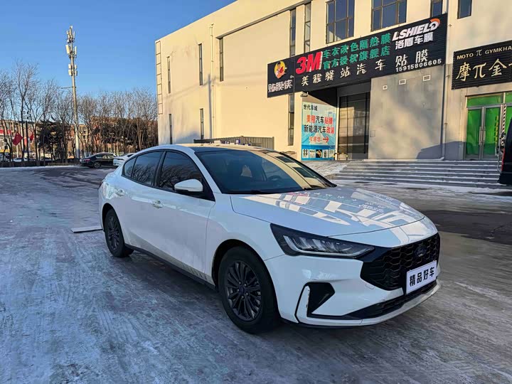 Фото 3 - Ford Focus