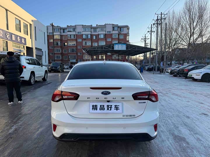 Фото 5 - Ford Focus