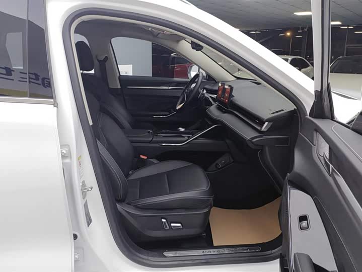 Фото 8 - Haval H6