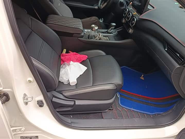 Фото 8 - Nissan Sylphy