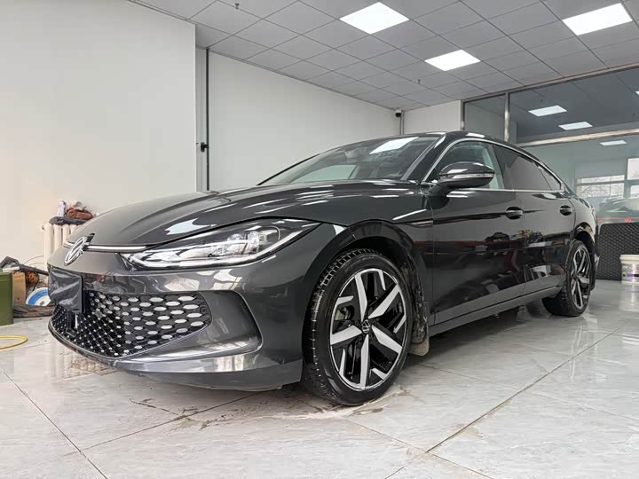 Фото 1 - Volkswagen Lamando L