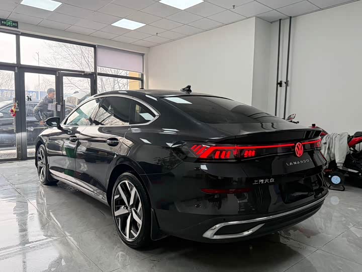 Фото 8 - Volkswagen Lamando L