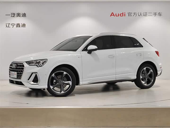 Фото 1 - Audi Q3