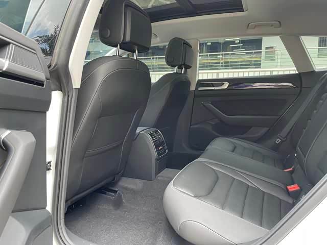 Фото 9 - Volkswagen CC