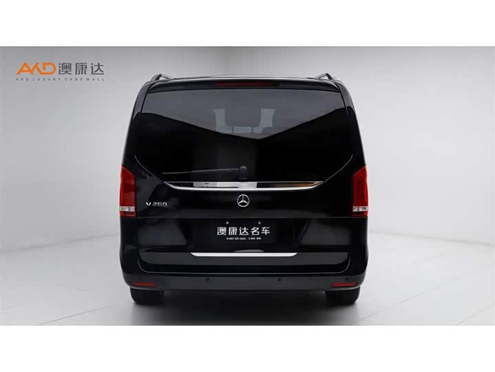 Фото 4 - Mercedes-Benz V-Class